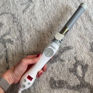 Beachwaver S1 White Rotating Curling Iron